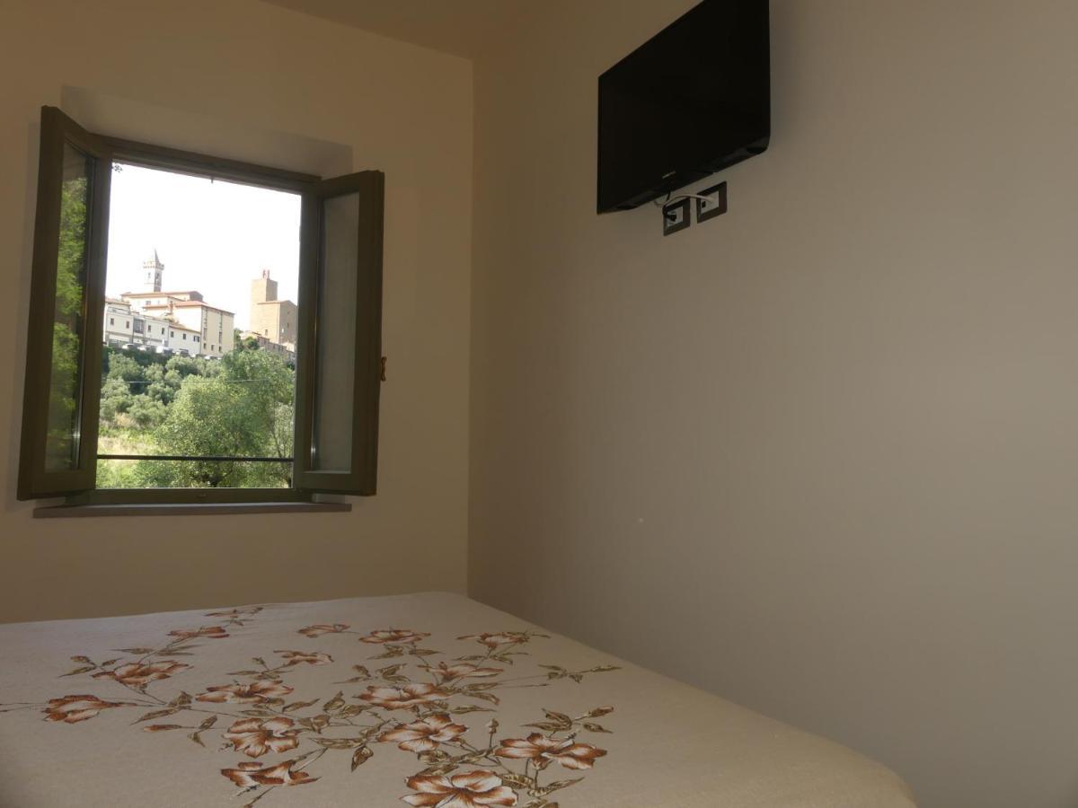 Helichrysum Bed & Breakfast Vinci Luaran gambar
