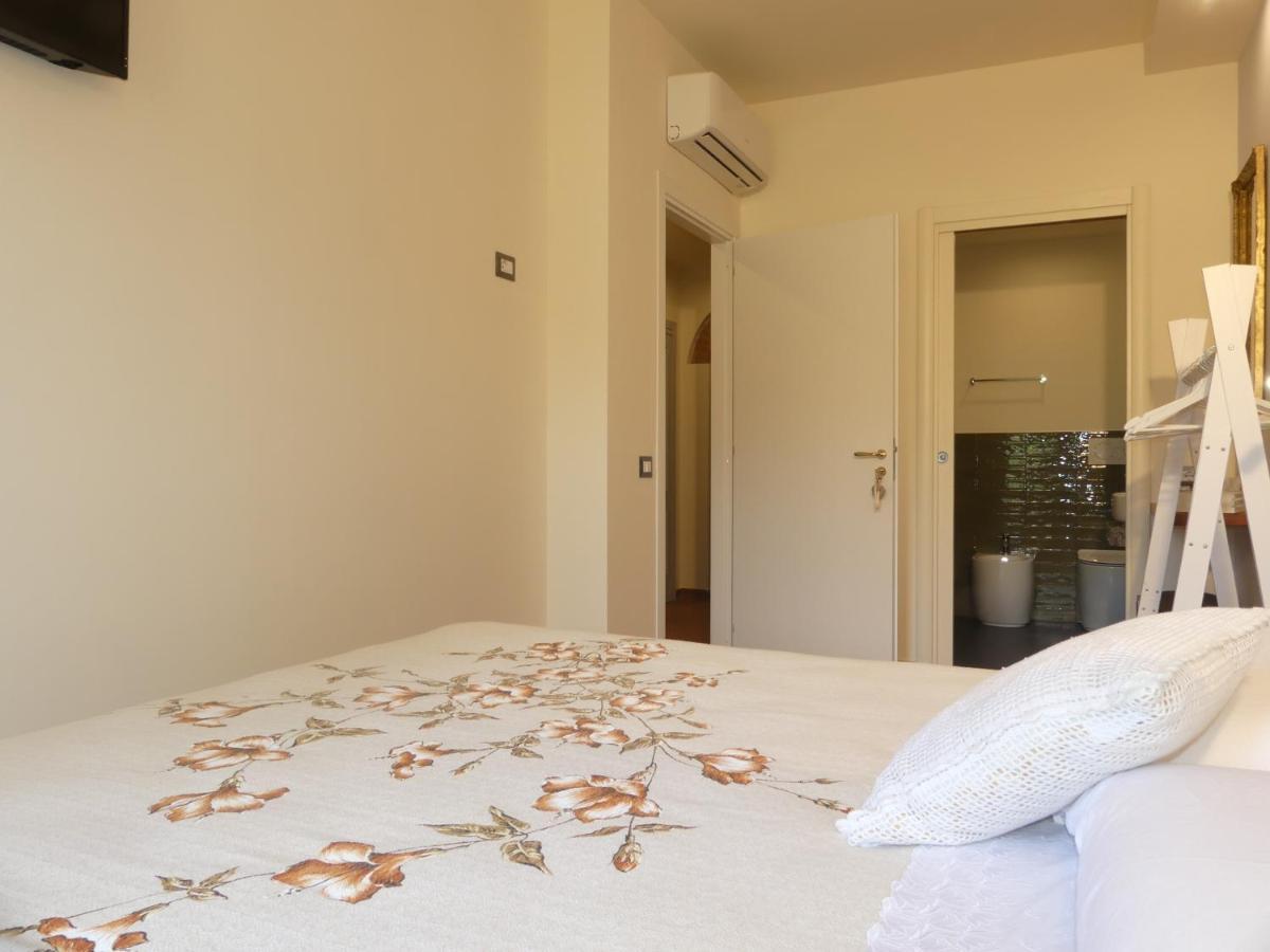 Helichrysum Bed & Breakfast Vinci Luaran gambar