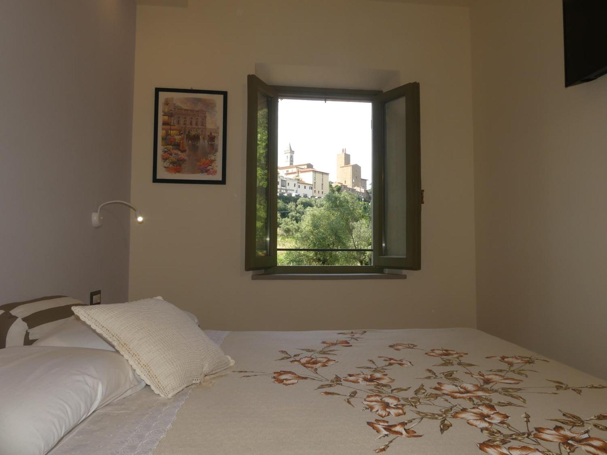 Helichrysum Bed & Breakfast Vinci Luaran gambar