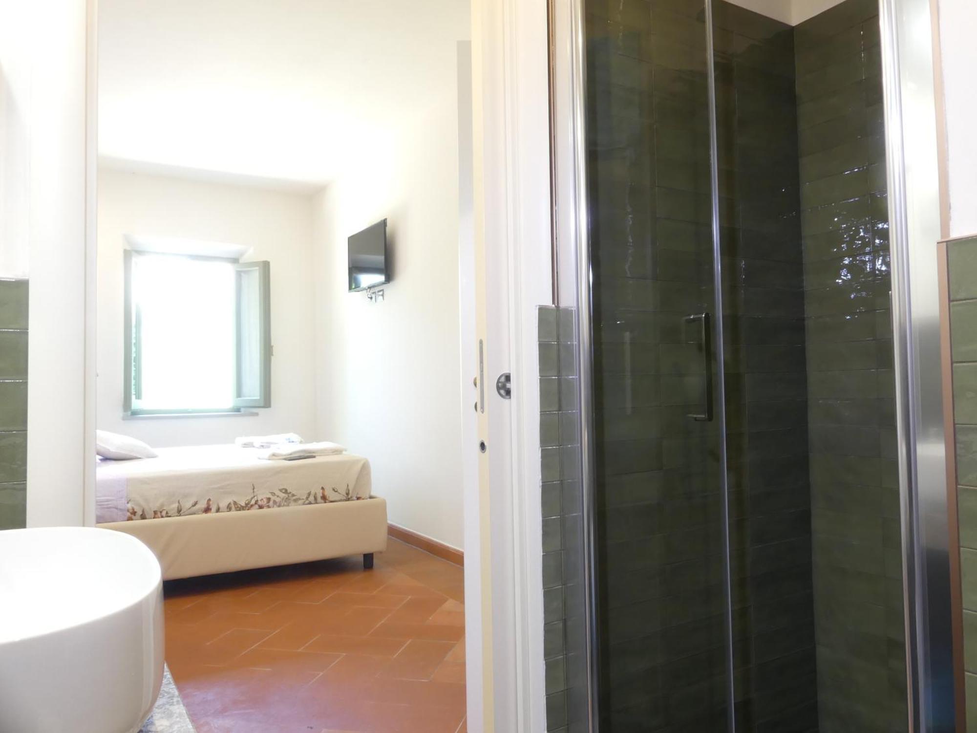 Helichrysum Bed & Breakfast Vinci Luaran gambar