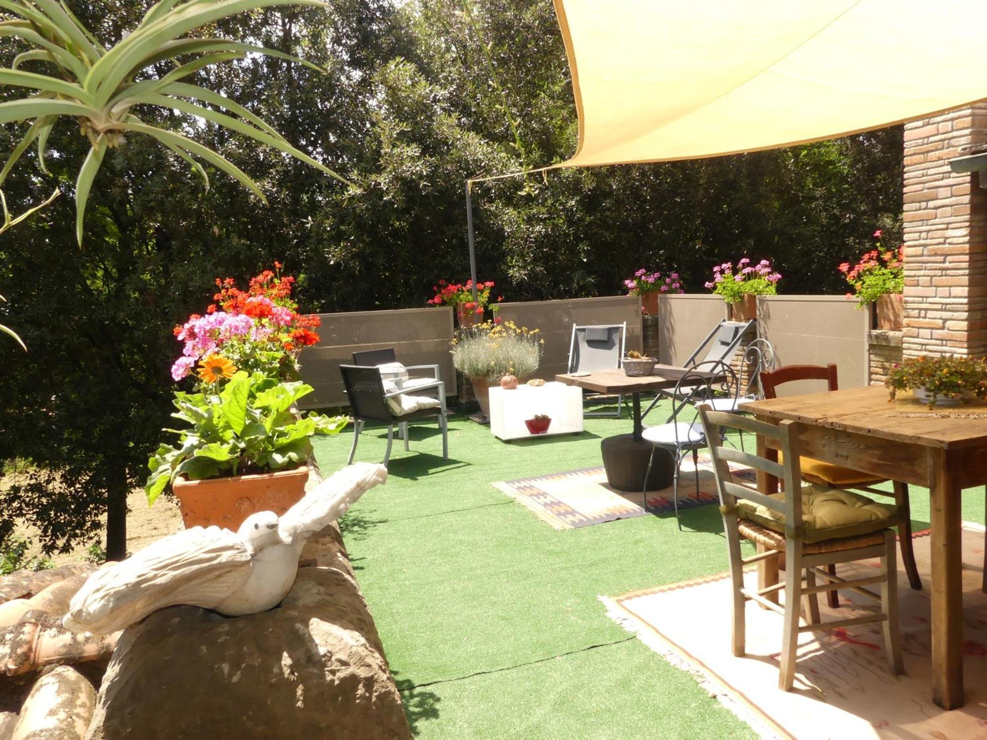 Helichrysum Bed & Breakfast Vinci Luaran gambar